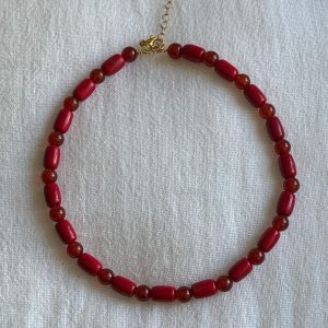 Collar Carmesí